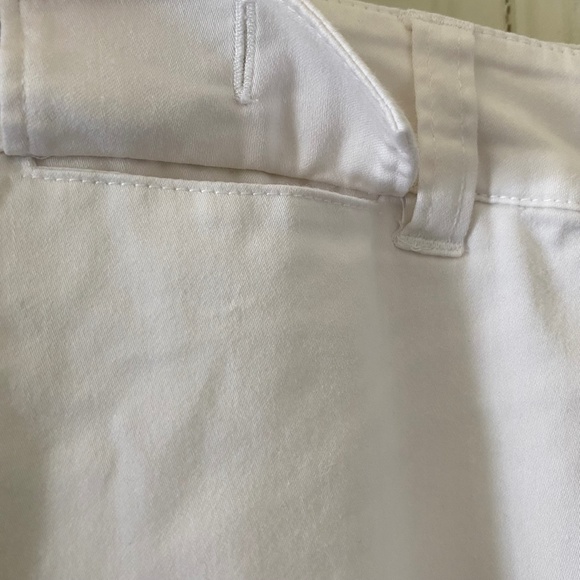 Chico's Cropped Capri Pants - White - Size L/12 (Chico's 2) - Picture 3 of 8